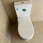 WC créé et posé par ADEPT PLOMBERIE
